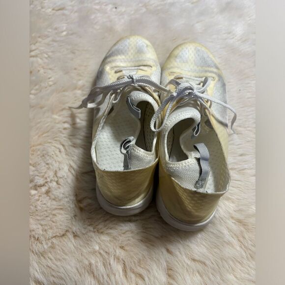 Womens CLARKS Trigenic Cream Lace Up Sneakers size 10 - Picture 5 of 7